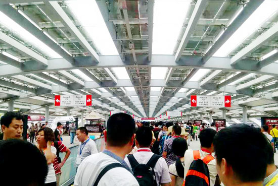 展會(huì )已成廠(chǎng)家“雞肋” 商家找門(mén)窗不如找模式
