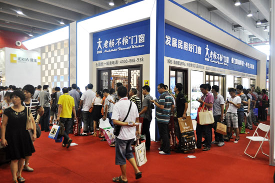 門(mén)窗行業(yè)第二波機會(huì )：開(kāi)店不如辦廠(chǎng)