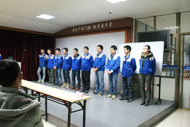傳遞正能量——賀老賴(lài)不賴(lài)總部2014年度優(yōu)秀員工評選會(huì )順利召開(kāi)