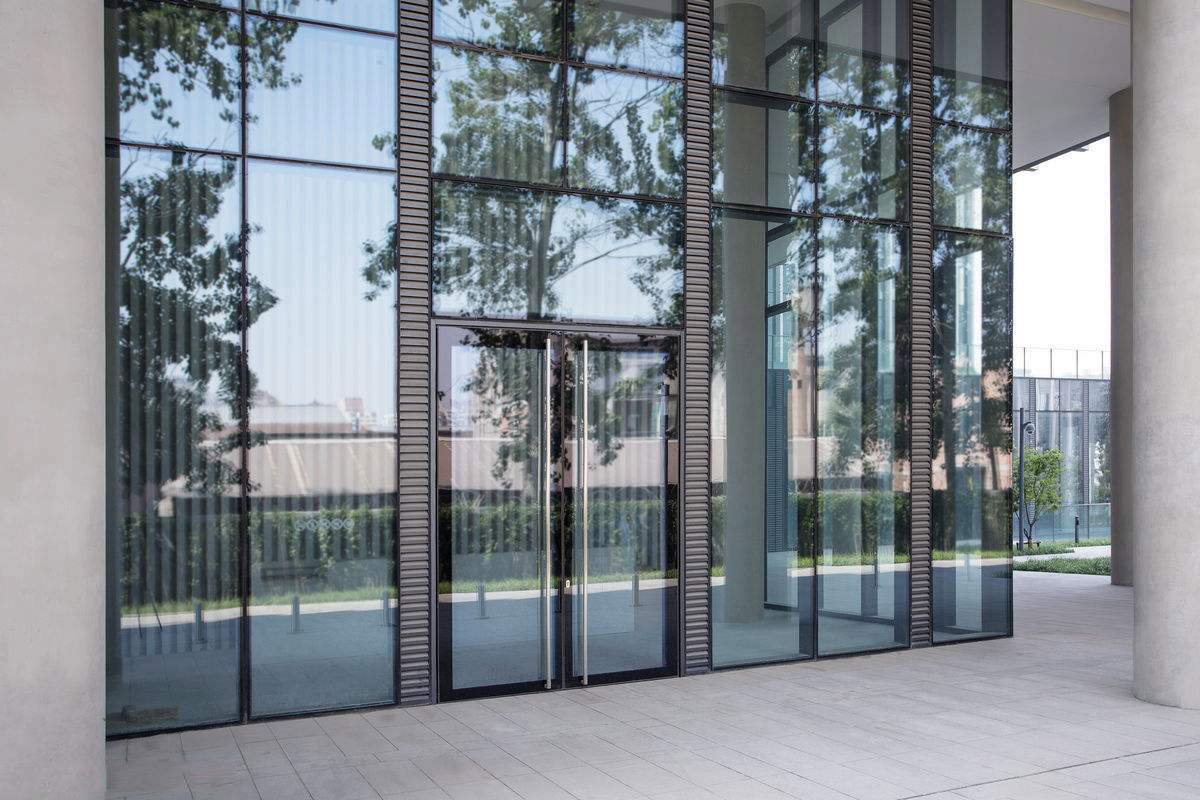 1537958038112528.jpg C.jpg