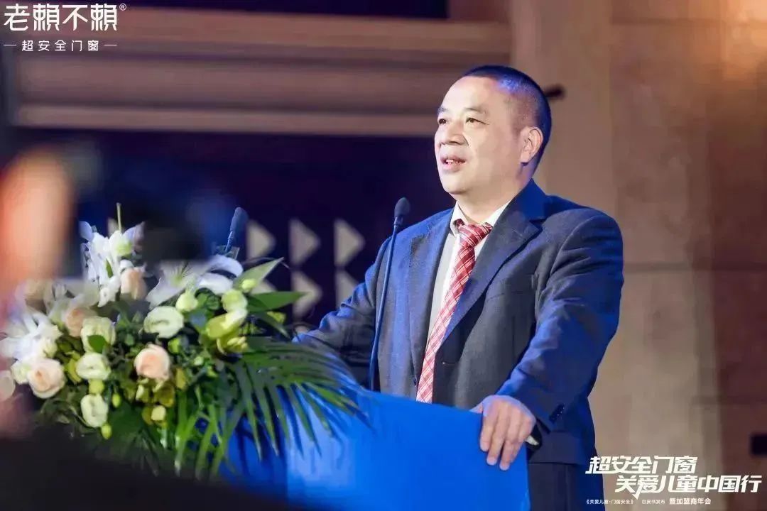 賴(lài)世佑.jpg